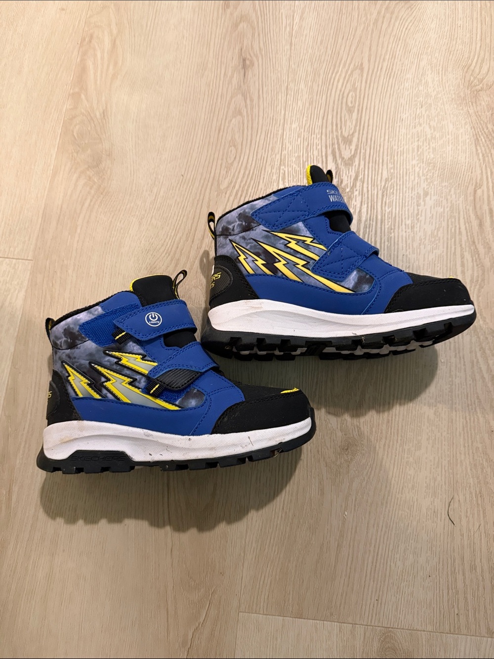 Kids Blue Lightning Strap Sneakers